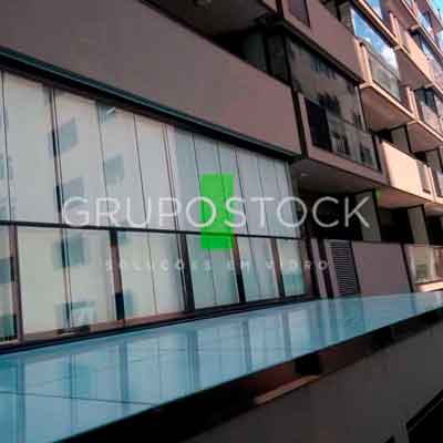 Guarda corpo de vidro da Grupo Stock